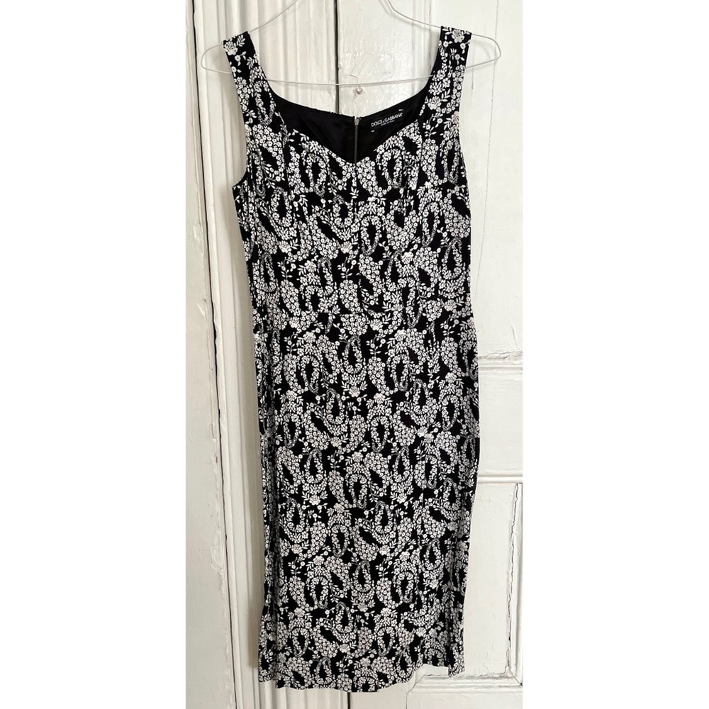 Dolce & Gabbana Black/White Floral Crepe Sheath Dress